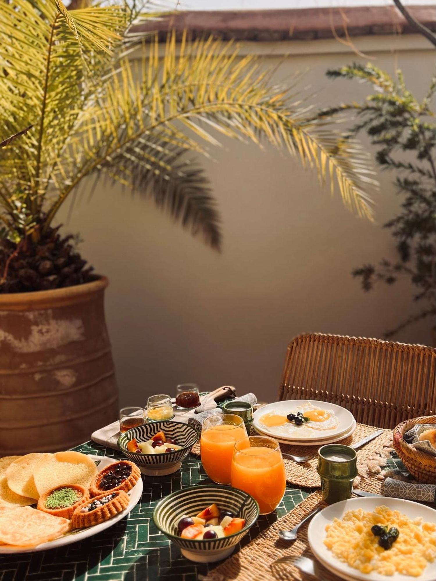 Riad Prive Sadaka Bassin Rooftop Marrakesh Buitenkant foto
